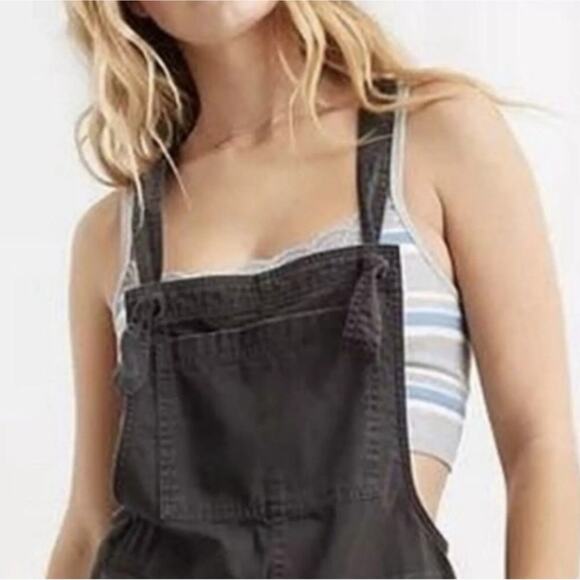 Aerie Women's Wide Leg Smoked Overalls Raw Edge Hem Charcoal Gray Size M NWT - Picture 1 of 11